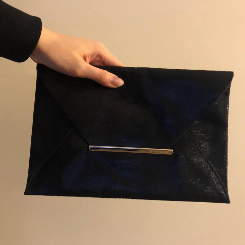 BCBG envelop clutch
